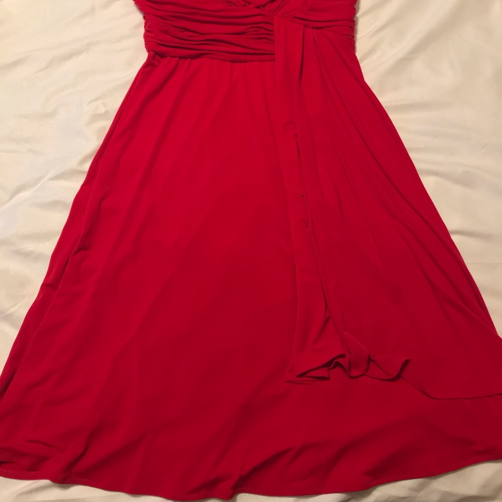 Item: BELLISSIMA RED DRESS - Picture 3 of 4